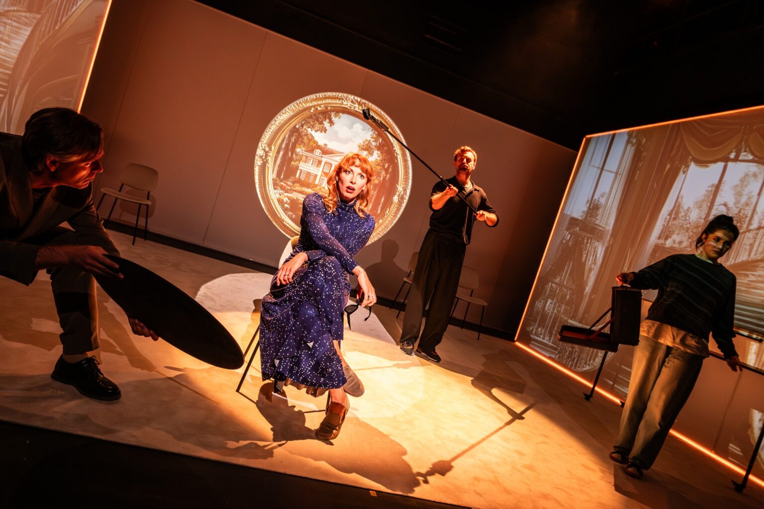 zdjęcie ze spektaklu ZAĆMIENIE W DWÓCH AKTACH