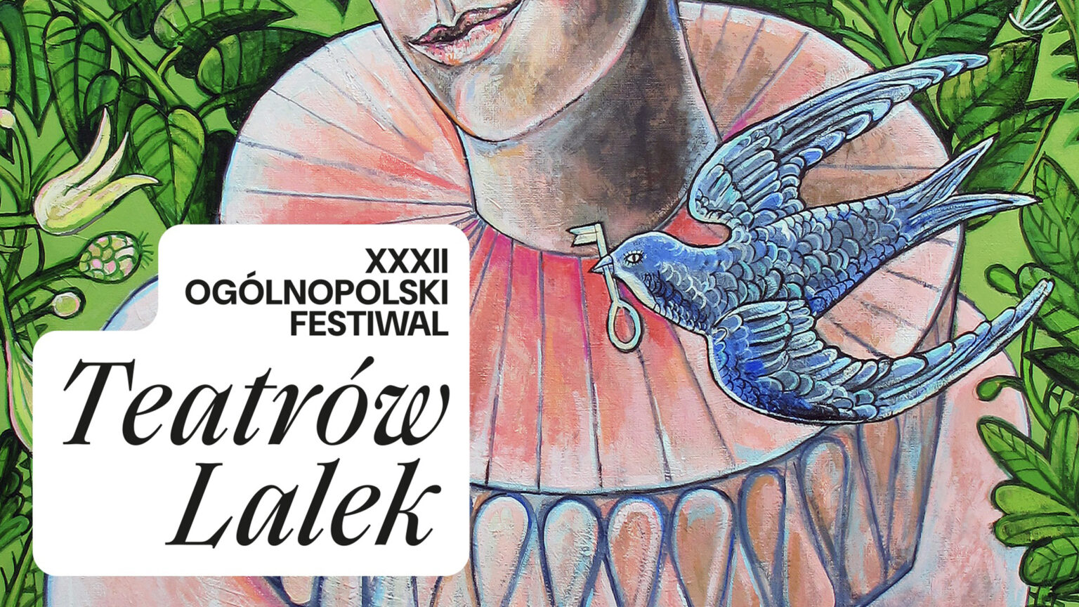 Kolorowa grafika, przedstawiająca portret osoby ubranej w renesansową kryzę, na której siedzi ptak trzymający w dziobie klucz.