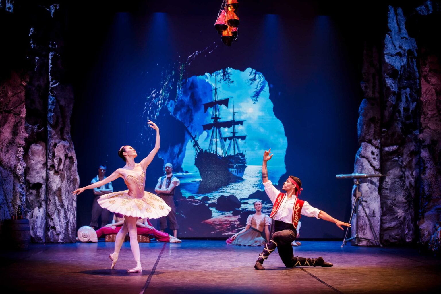 Zdjęcie ze spektaklu Korsarz.